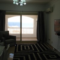 Almost new 2 bedroom flat for rent in Montazah 