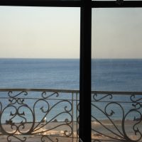 2 bedrooms flats sea view for short and long term rent