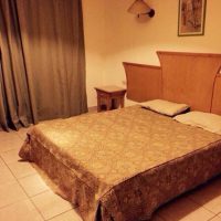 delta flat for rent 