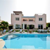Villa Beach front
