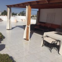 long term rent: 1 bedroom apartment with roof in Palm Valley