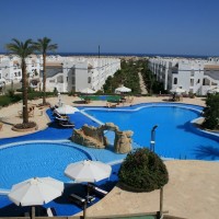 Quick sale! One bedroom in Riviera garden view one building from pool 280 000 LE 