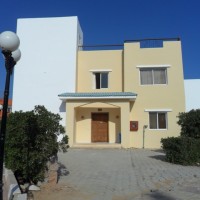 4 BEDROOM VILLA ON AMWAJ TO RENT - LONG OR SHORT TERM