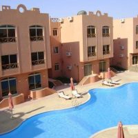 2 bedroom apartment furnished