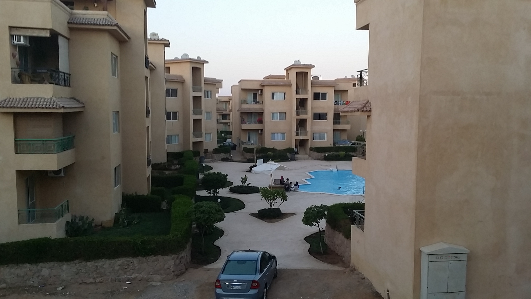2 unfurnished new flats with pool view